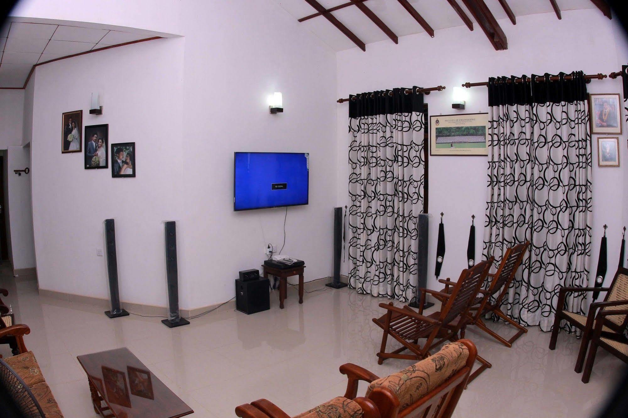 The Hermitage Negombo Kurana Katunayaka Εξωτερικό φωτογραφία